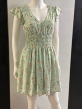 Load image into Gallery viewer, Women Dress/Light Sage Multi-CR2231A