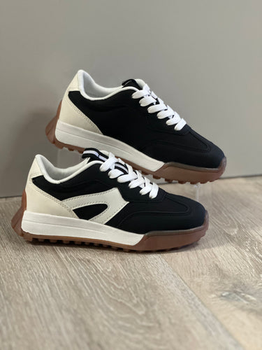 Girls Tennis Shoes/Black White-Round-13K