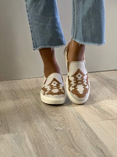Very G Women Slip-on/Tan-marian