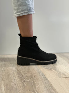 Very G Women Boots/Black-Dashing