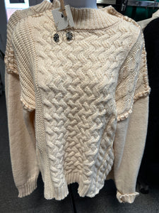 Women Sweater/Cream-120R234