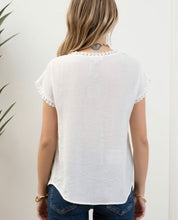 Load image into Gallery viewer, Women Top/White-CR2220