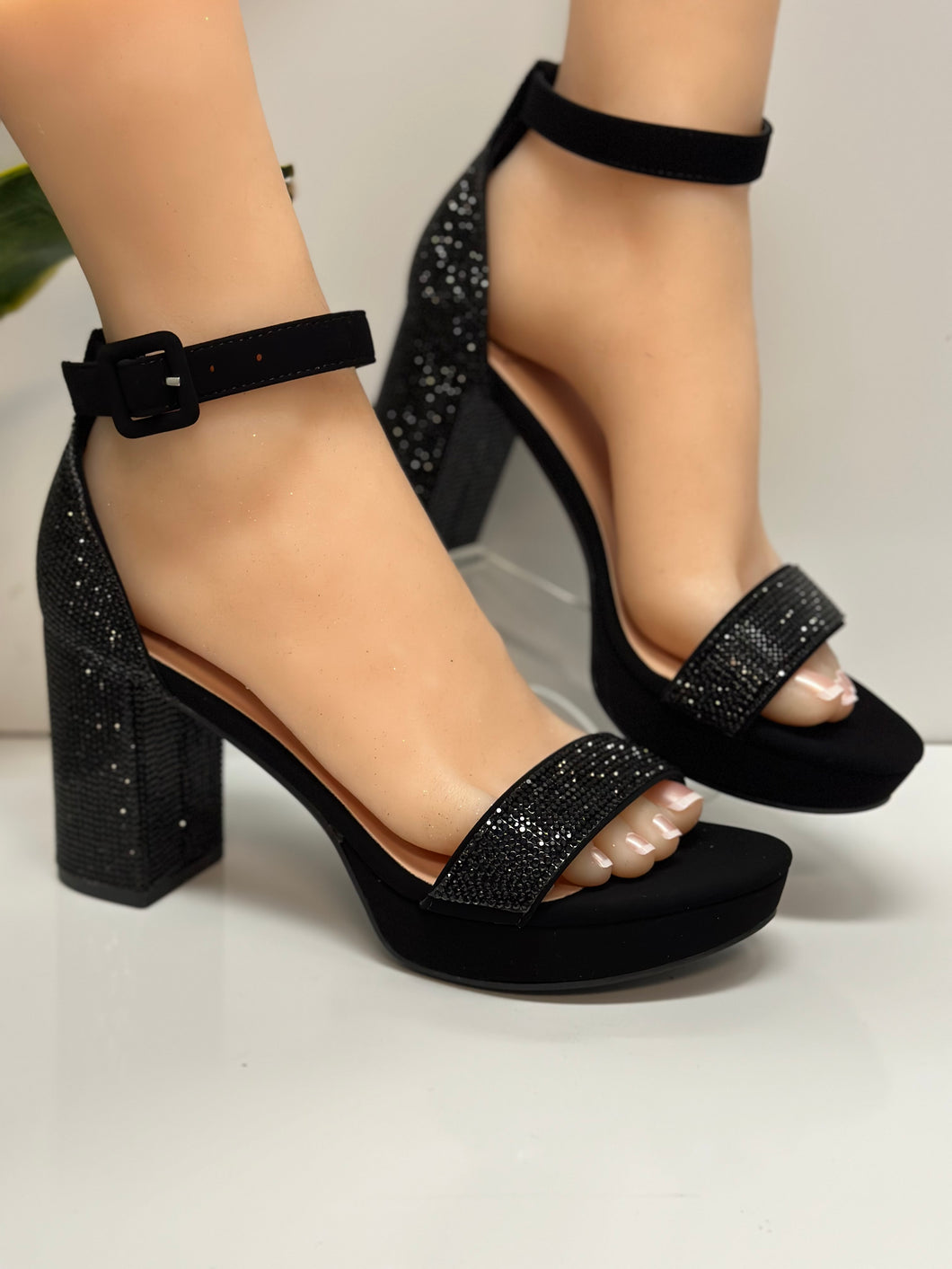 Women Heels/Black-Smoor