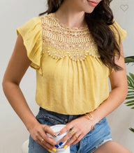 Load image into Gallery viewer, Women Top/Dusty Yellow-TB8323