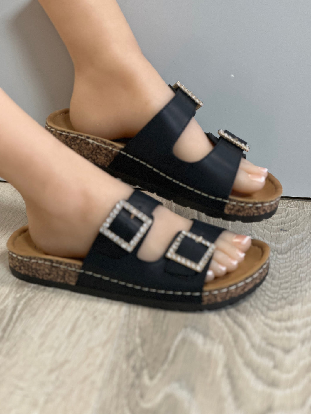Women Sandals/Black-Grove-26