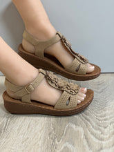 Load image into Gallery viewer, Women Sandals/Beige-Talent-08