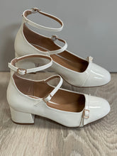 Load image into Gallery viewer, Women Heels/White-Hill-38