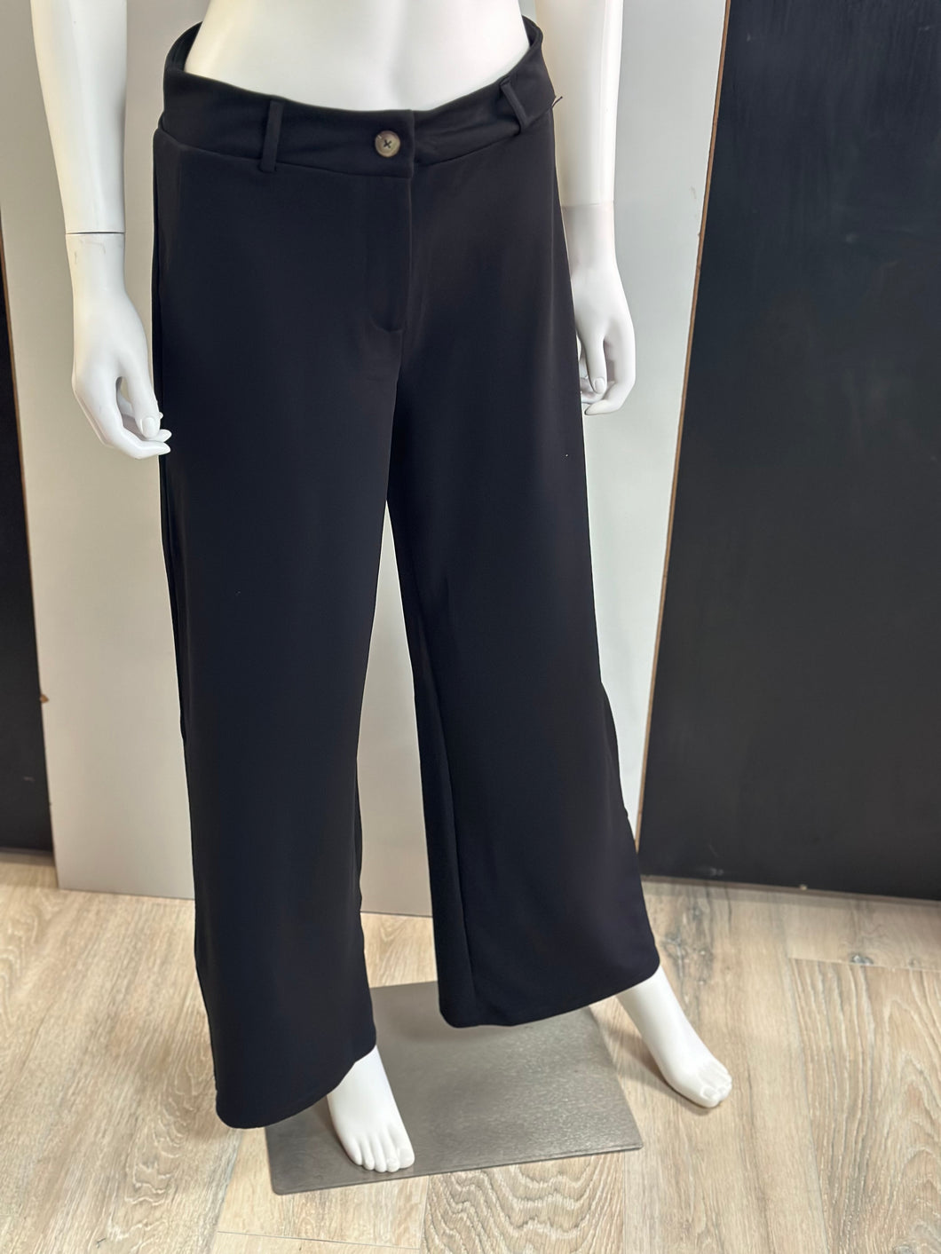 Women Pants/Black-IP9049