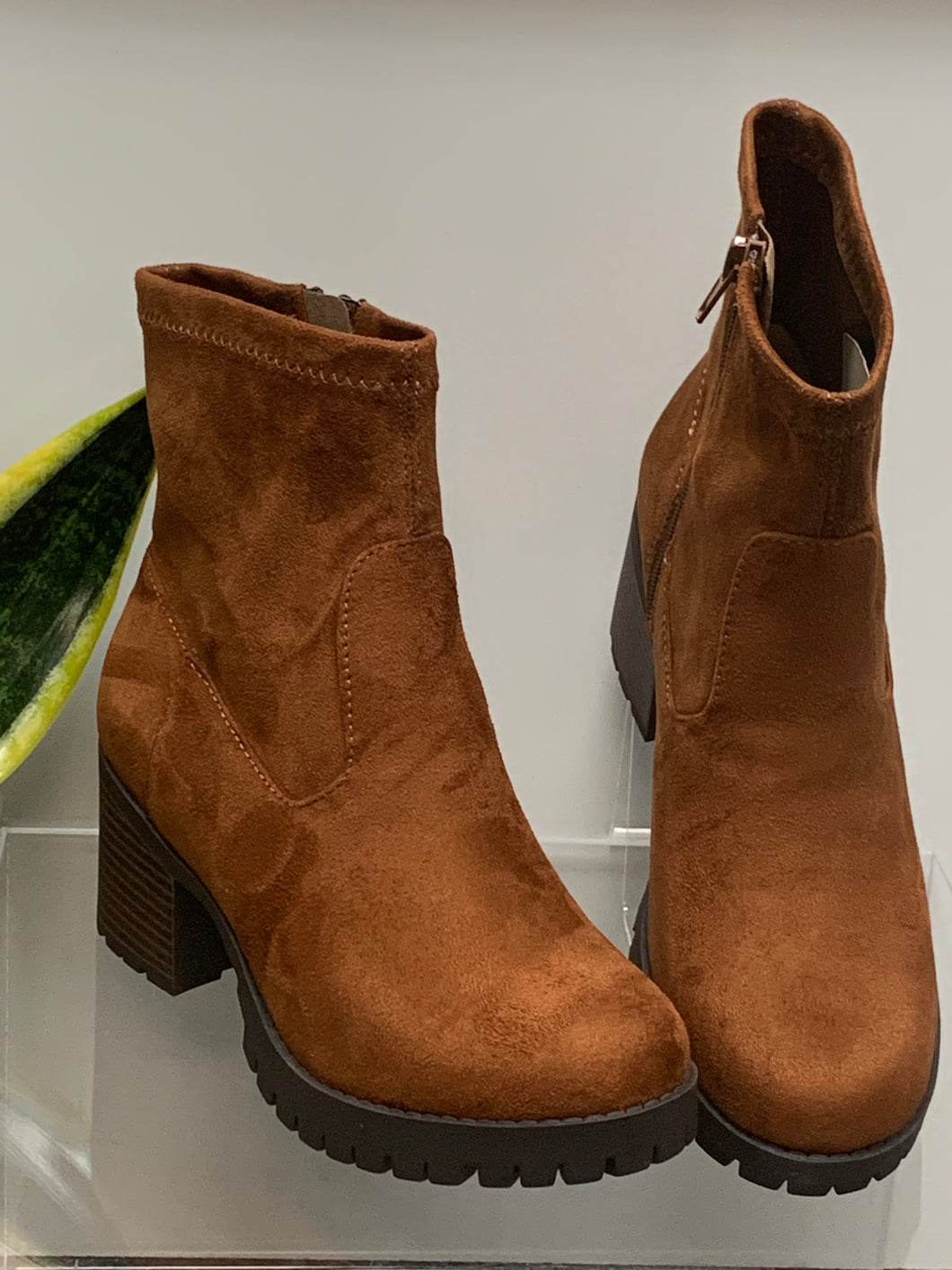 Women Boots/Caramel-Village