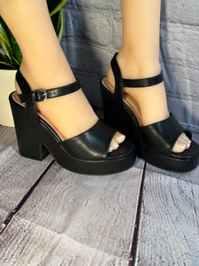 Women Shoes/Black-Jordyn